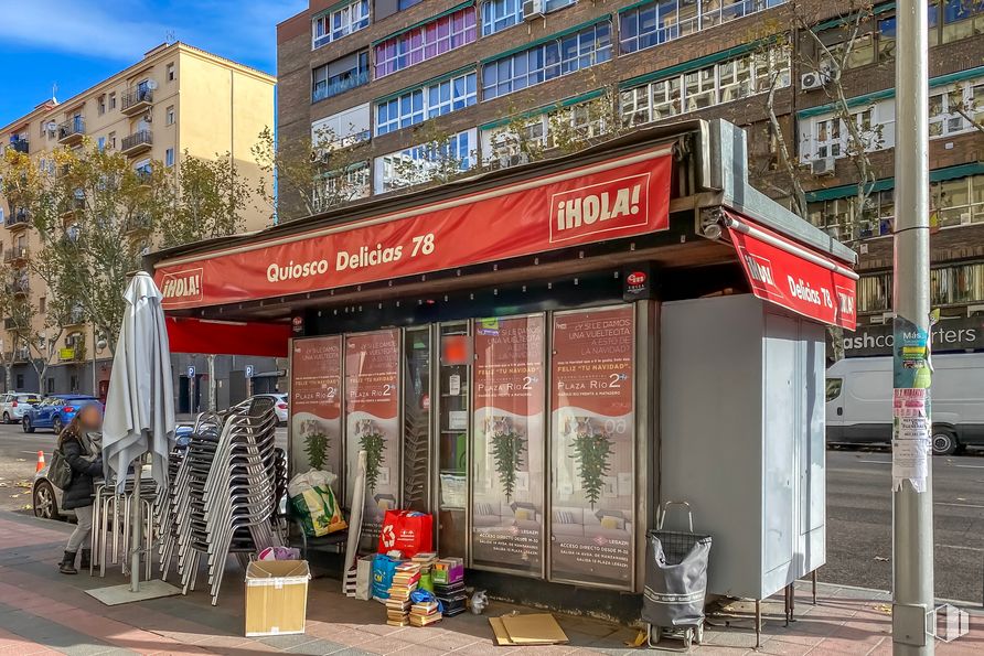 Local en venta en Paseo Delicias, 78, Arganzuela, Madrid, 28045 con productos envasados, edificio, cielo, ventana, planta, fachada, puerta, rueda, neumático y edificio comercial alrededor