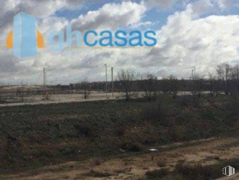 Land for sale at Calle Villagonzalo Pedernales, Vicálvaro, Madrid, 28052 with cloud, plant, sky, ecoregion, natural landscape, land lot, cumulus, landscape, grass and plain around