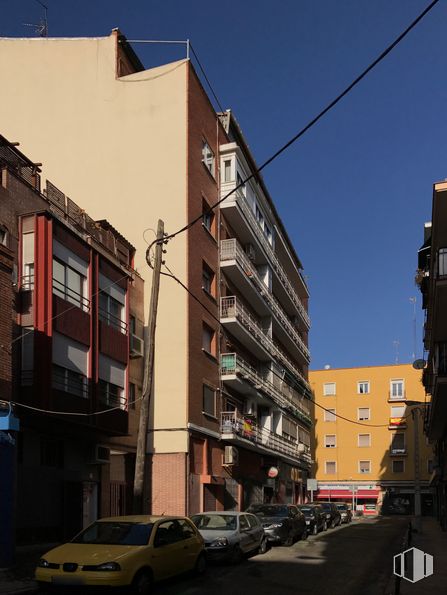 Local en venta en Calle Canillas, 36, Chamartín, Madrid, 28002 con coche, edificio, cielo, neumático, ventana, propiedad, vehículo, rueda, infraestructura y luz de la calle alrededor