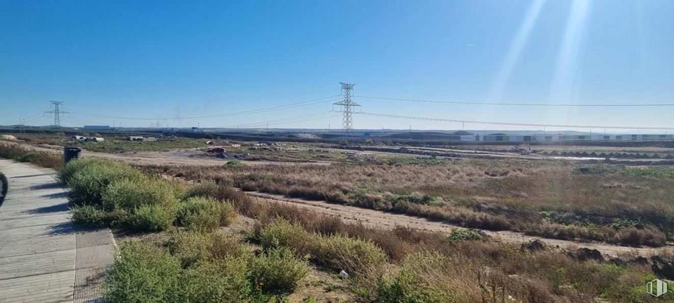 Suelo en venta en Zona Industrial, Illescas, Toledo, 45200 con puente, cielo, planta, paisaje natural, electricidad, línea eléctrica aérea, torre de transmisión, llano, árbol y paisaje alrededor