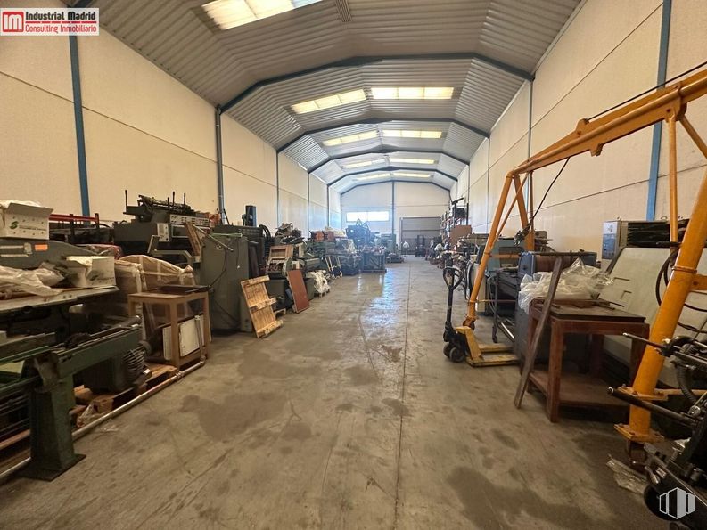 Industrial for sale at Polígono Industrial Gestesa, Loeches, Madrid, 28890 with light fixture, lighting, motor vehicle, wood, wheel, building, automotive design, automotive tire, engineering and tire around