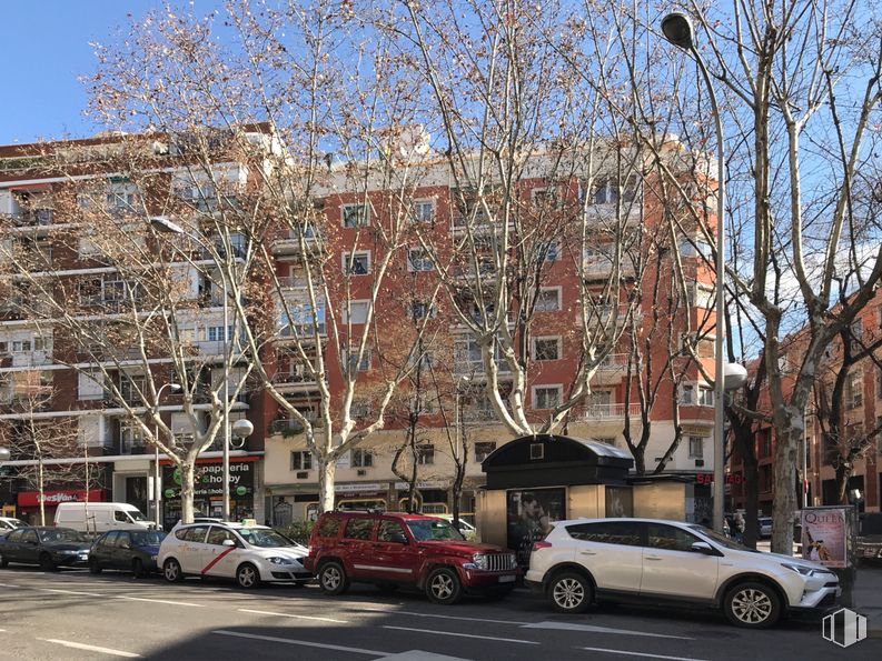 Local en venta en Barrio Palos de Moguer, Arganzuela, Madrid, 28045 con coche, edificio, rueda, luz de estacionamiento, neumático, vehículo terrestre, vehículo, propiedad, cielo y infraestructura alrededor