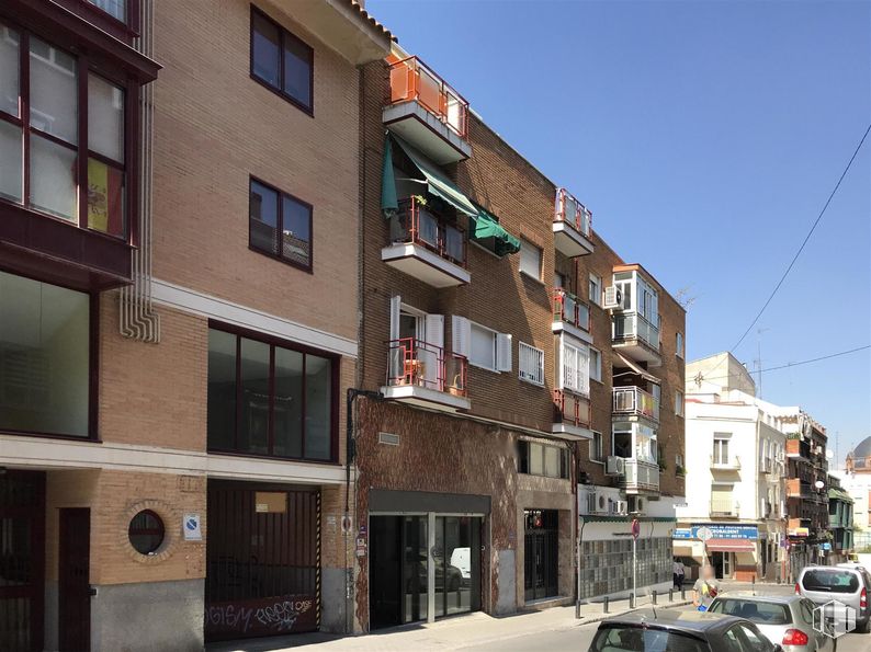 Local en alquiler y venta en Calle Goiri, 3, Tetuán, Madrid, 28039 con coche, ventana, edificio, ciudad, zona urbana, apartamento, barrio, zona residencial, fachada y calle alrededor