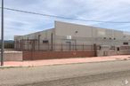 Industrial for sale at Avenida Madrid, 10, Lozoyuela-Navas-Sieteiglesias, Madrid, 28752 with building, sky, cloud, asphalt, brick, road surface, residential area, brickwork, composite material and gas around