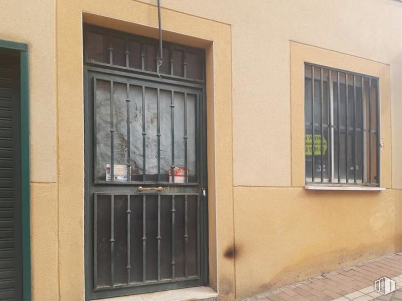 Local en venta en Calle Chorrillo, Carranque, Toledo, 45216 con ventana, puerta, pared, material compuesto, hierro, metal, puerta, puerta de casa, hormigón y material de construcción alrededor