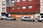 Retail for rent at Calle Rotundifolia, 3, Guadalajara, 19005 with car, building, automotive parking light, wheel, tire, land vehicle, vehicle, window, motor vehicle and automotive design around