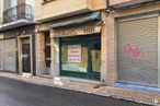 Retail for sale at Calle Teresa Enríquez, 11, Torrijos, Toledo, 45500 with building, window blind, door, fixture, brickwork, brick, facade, gas, wood and road surface around