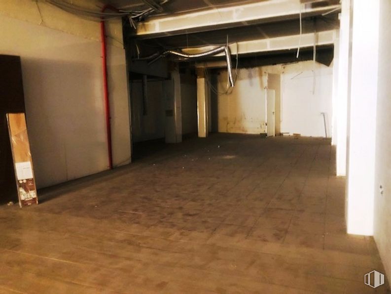 Local en venta en Calle Murcia, 5, Arganzuela, Madrid, 28045 con hall, madera, suelos, madera dura, accesorio, techo, evento, hormigón, sótano y material de construcción alrededor