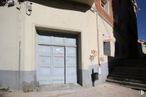 Local en venta en Zona Reyes Católicos, Cuenca, 16003 con puerta, edificio, planta, accesorio, fachada, gas, casa, hormigón, ventana y madera alrededor