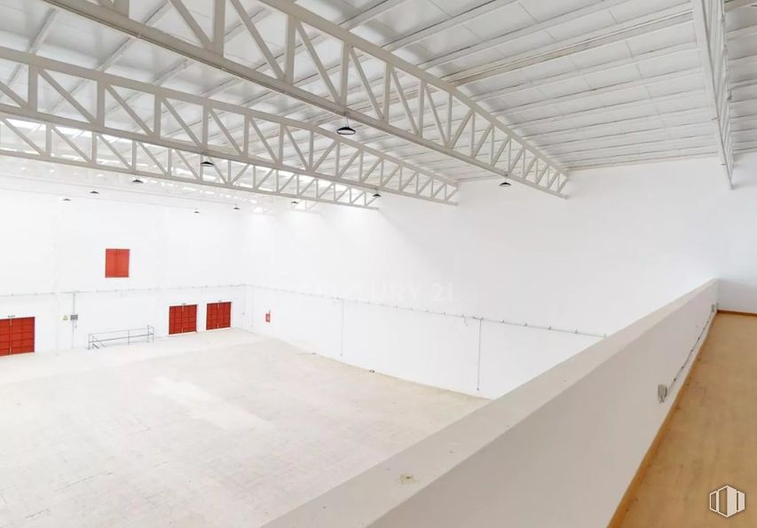 Local en venta en Calle Cristo, 23, Torrejón de Ardoz, Madrid, 28850 con edificio, accesorio, arquitectura, madera, suelos, suelo, ventana, hall, techo y arte alrededor