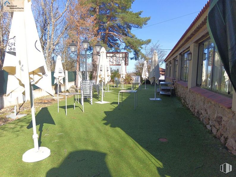 Retail for sale at Zona Collado Hermoso, Collado Hermoso, Segovia, 40170 with plant, sky, building, window, tree, land lot, biome, neighbourhood, grass and urban design around