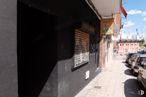 Retail for rent at Calle Estafeta, San Sebastián de los Reyes, Madrid, 28700 with car, building, tire, wheel, vehicle, road surface, automotive lighting, asphalt, sky and facade around