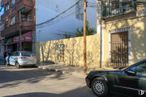 Land for sale at Calle Capitán Angosto Gómez, 100, Aranjuez, Madrid, 28300 with wheel, car, building, tire, automotive parking light, land vehicle, vehicle, plant, window and automotive lighting around