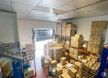 Industrial for sale at Polígono Industrial Los Vallejos, Torres de la Alameda, Madrid, 28813 with packaged goods, bookcase, publication, shelving, shelf, flooring, wood, retail, engineering and book around