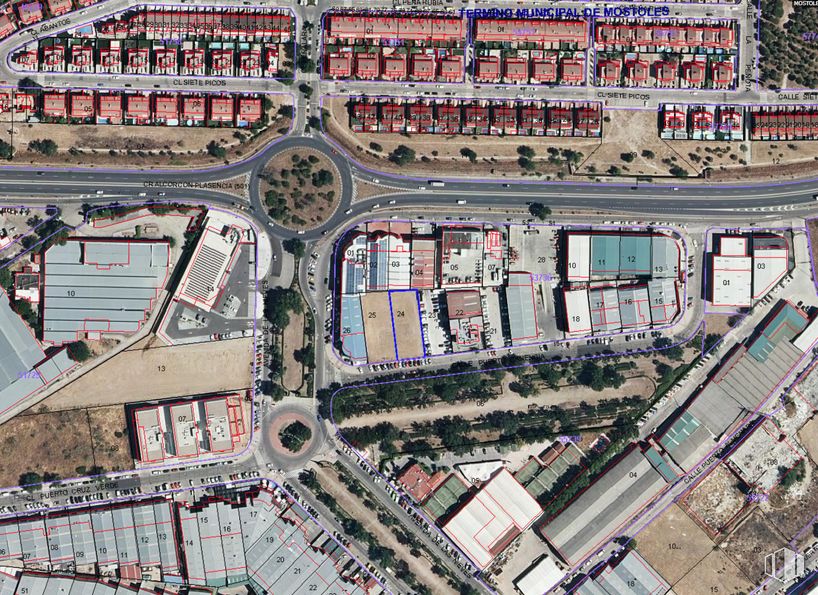 Suelo en alquiler en Calle Puerto de Canencia, 5, Móstoles, Madrid, 28935 con edificio, naturaleza, mundo, vía pública, diseño urbano, barrio, paisaje urbano, centro de transporte, zona residencial y paisaje alrededor