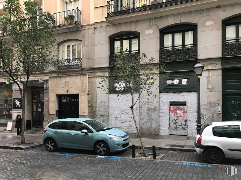 Local en venta en Calle Desengaño, 6, Centro, Madrid, 28004 con coche, neumático, edificio, rueda, vehículo terrestre, vehículo, ventana, vehículo de motor, diseño automovilístico y barrio alrededor