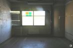 Office for sale at Avenida Lope de Figueroa, Alcalá de Henares, Madrid, 28804 with window, fixture, tints and shades, flooring, gas, ceiling, darkness, city, concrete and glass around