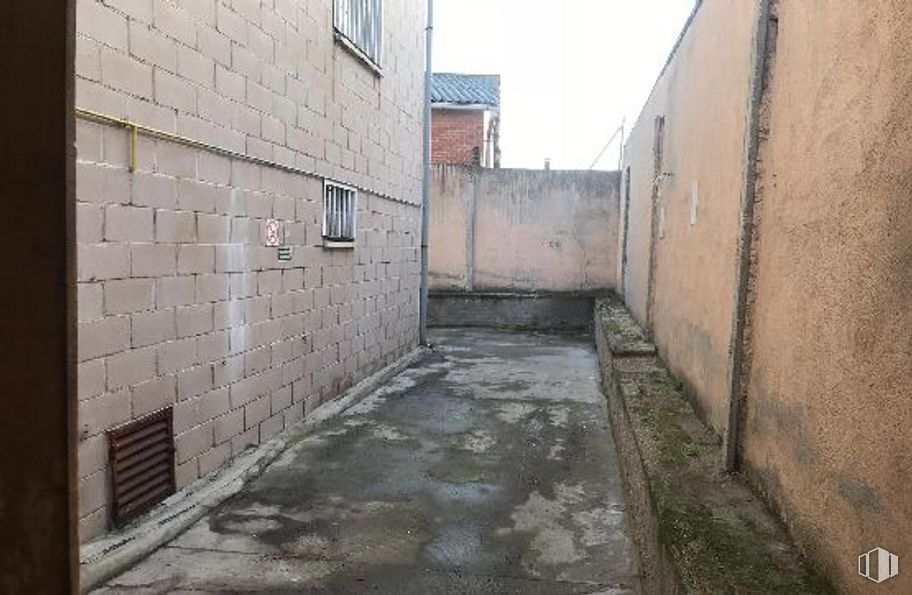 Nave en venta en Avenida Industria, 43, Humanes de Madrid, Madrid, 28970 con ventana, edificio, superficie de la carretera, cielo, ladrillo, agua, albañilería, suelo, material compuesto y carretera alrededor