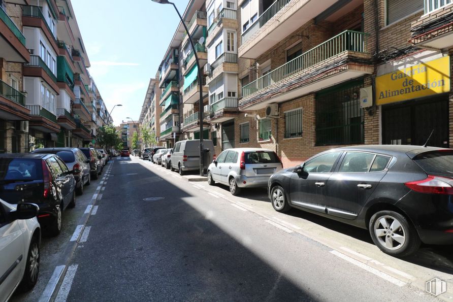 Local en venta en Calle Maestro Bretón, Getafe, Madrid, 28904 con coche, neumático, rueda, camioneta, edificio, vehículo terrestre, vehículo, vehículo de motor, ventana y infraestructura alrededor