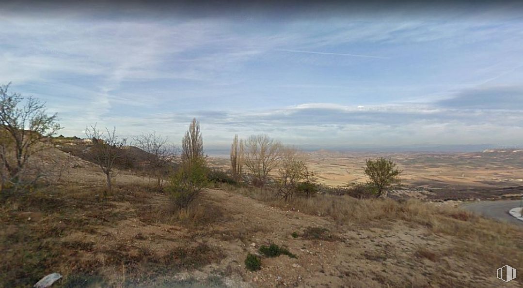 Land for sale at Calle Balcón, 91, Trijueque, Guadalajara, 19192 with cloud, sky, plant, natural landscape, grass, grassland, horizon, road, landscape and prairie around