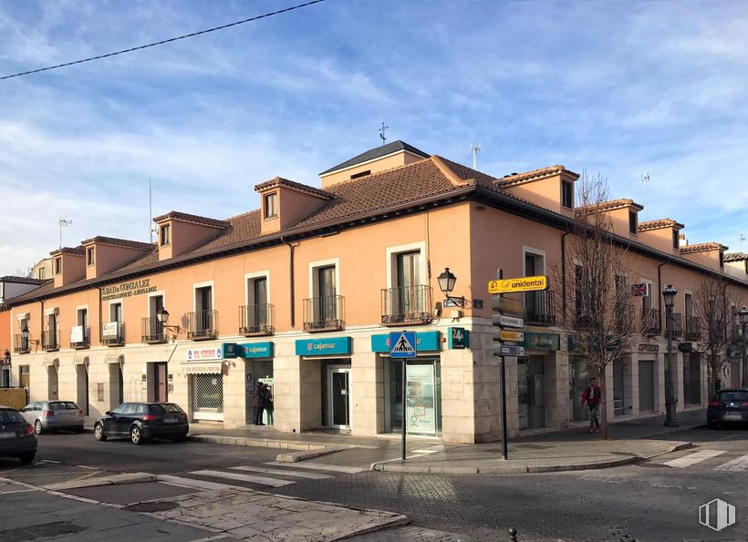 Office for rent at Calle Gobernador, Aranjuez, Madrid, 28300 with car and window around