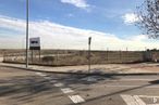 Land for sale at Calle Sau-4B Valdearenal Sur, 2, Arroyomolinos, Madrid, 28939 with cloud, sky, plant, road surface, fence, asphalt, land lot, wire fencing, overhead power line and wall around