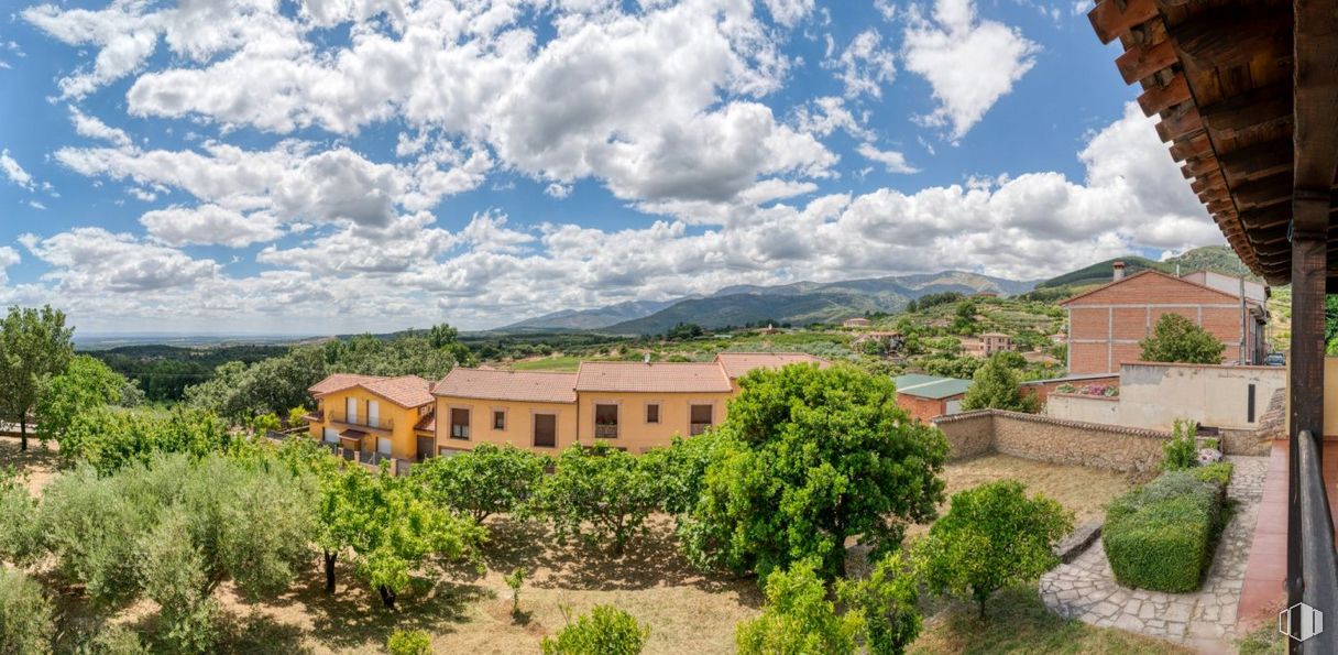 Suelo en venta en Calle Olivos, Candeleda, Ávila, 05480 con nube, cielo, planta, edificio, ventana, lote de terreno, cúmulo, paisaje natural, hierba y árbol alrededor