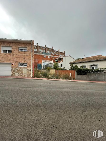 Suelo en venta en Calle Valdemaría, Arganda del Rey, Madrid, 28500 con casa, cielo, nube, ventana, planta, edificio, asfalto, superficie de la carretera, lote de terreno y diseño urbano alrededor