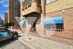 Retail for rent at Calle Fermín Caballero, Fuencarral - El Pardo, Madrid, 28034 with car, tire, wheel, building, land vehicle, vehicle, plant, automotive design, brick and road surface around