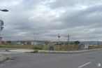 Land for sale at Avenida Bulevar Catilla La Mancha, 8, Marchamalo, Guadalajara, 19180 with street light, cloud, sky, plant, road surface, asphalt, tar, gas, tree and road around