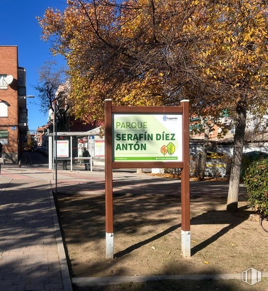 Retail for sale & for rent at Calle Concepción, 20, Leganés, Madrid, 28917 with public space, sidewalk, sign, advertising and banner around