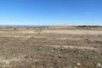 Land for sale at Camino Valdehornos, s/n, La Torre de Esteban Hambrán, Toledo, 45920 with sky, cloud, natural landscape, grassland, horizon, landscape, grass, hill, prairie and plateau around