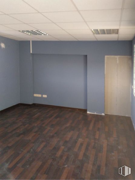 Nave en alquiler en Calle Habana, 6, Alcalá de Henares, Madrid, 28806 con alumbrado, madera, hall, suelos, suelo, puerta, techo, madera dura, espacio y accesorio alrededor