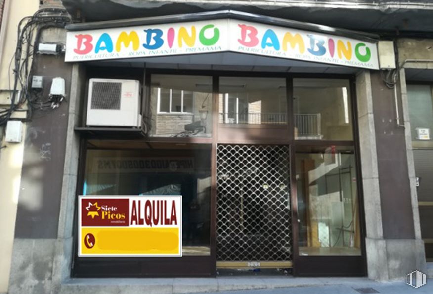 Retail for rent at Calle Blanca de Silos, Segovia, 40005 with building, door, fixture, facade, gas, font, machine, advertising, composite material and window around