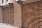 Retail for sale & for rent at Plaza Marlasca, Guadalajara, 19001 with window, building, architecture, brickwork, wood, road surface, brick, fixture, shade and material property around