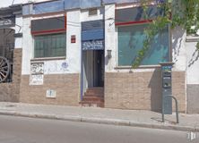 Office for sale at Calle Juan de Olías, Tetuán, Madrid, 28020 with window, property, neighbourhood, road surface, facade, art, city, tree, road and sidewalk around