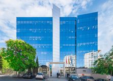 Office for rent at Ramírez de Arellano, 15, Ciudad Lineal, Madrid, 28043 with car, building, cloud, sky, property, street light, wheel, infrastructure, tower block and vehicle around