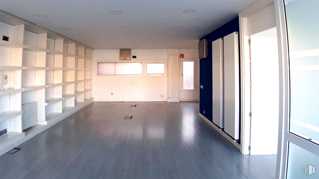 Oficina en venta en Calle Valdelasfuentes, 7, Alcobendas, Madrid, 28100 con ventana, mueble, mediante, accesorio, madera, entrada, diseño de interiores, edificio, suelo, piso y madera dura alrededor