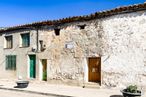 Land for sale at Calle Mayor, 36, Navas del Rey, Madrid, 28695 with flowerpot, door, window, sky, building, plant, house, wood, houseplant and wall around