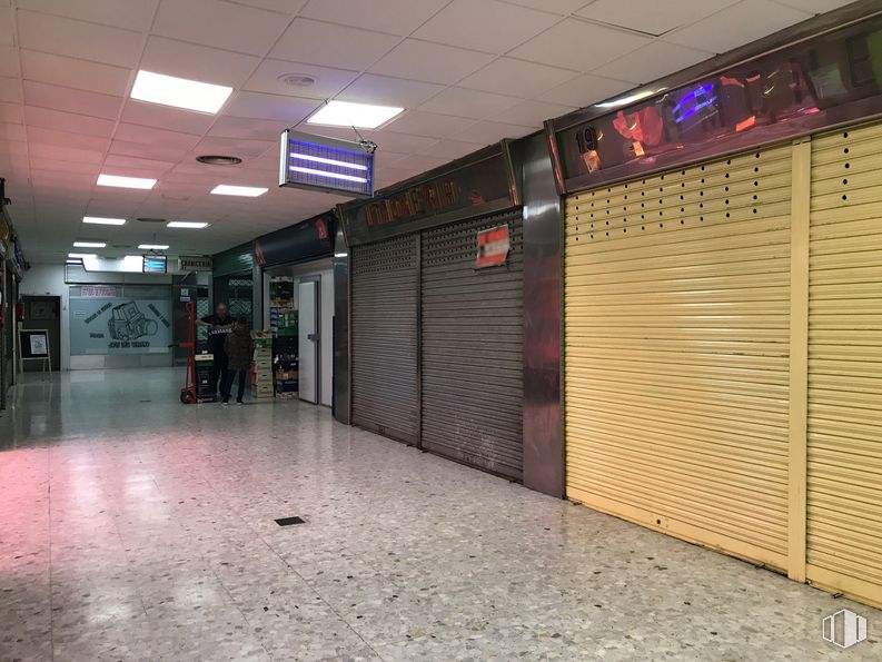 Local en alquiler y venta en Calle Holanda, 2, Fuenlabrada, Madrid, 28943 con accesorio, edificio, piso, línea, suelo, área metropolitana, tintes y matices, material compuesto, techo y ciudad alrededor