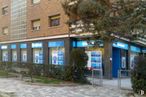 Retail for rent at Calle Olímpica Conchita Puig, 10, Alcorcón, Madrid, 28923 with building, plant, window, property, road surface, urban design, door, tree, residential area and facade around