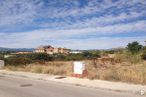 Land for sale at Avenida Padrogrande, Torrelodones, Madrid, 28250 with house, cloud, sky, plant, window, road surface, asphalt, land lot, building and grass around