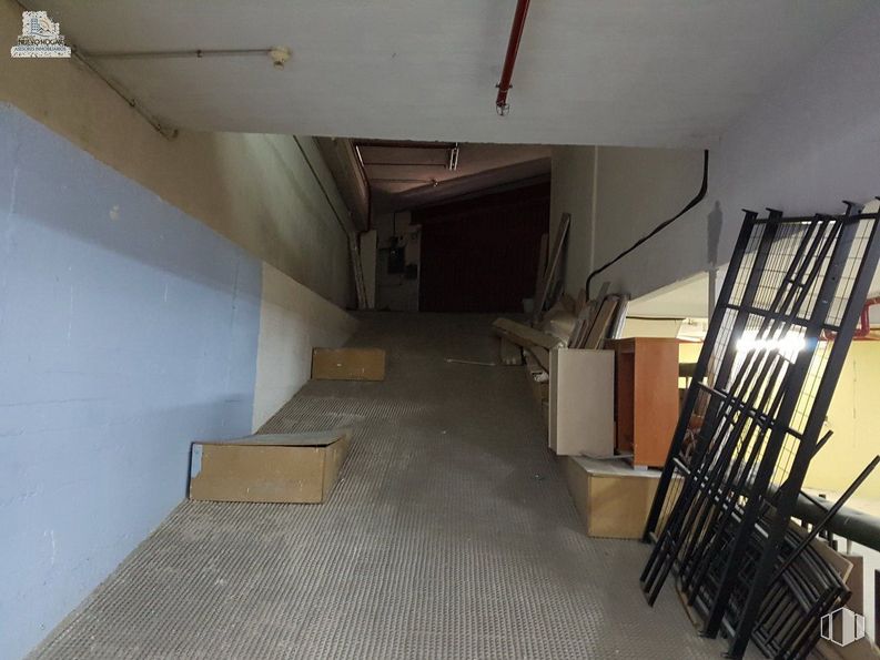 Retail for sale at Calle Virgen de la Soledad, Mejorada del Campo, Madrid, 28840 with property, building, fixture, interior design, wood, flooring, floor, hall, stairs and house around