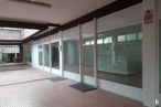 Retail for rent at Calle Ecuador, Majadahonda, Madrid, 28220 with door, fixture, lighting, building, shade, flooring, floor, facade, glass and commercial building around