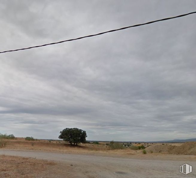 Land for sale at Calle Filomena Pérez, Colmenar del Arroyo, Madrid, 28213 with sky, daytime, cloud, horizon, overhead power line, ecoregion, plain, land lot, electrical cable and electricity around