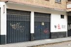 Industrial for sale & for rent at Calle Julia García Boután, 3 posterior, San Blas - Canillejas, Madrid, 28022 with door, window, building, property, fixture, wood, neighbourhood, facade, font and real estate around