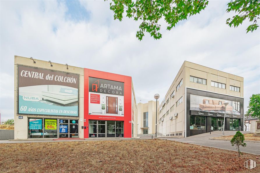 Oficina en venta en Zona Európolis, Las Rozas de Madrid, Madrid, 28230 con edificio, cielo, nube, planta, árbol, fachada, inmobiliario, edificio comercial, ciudad y cartelera alrededor