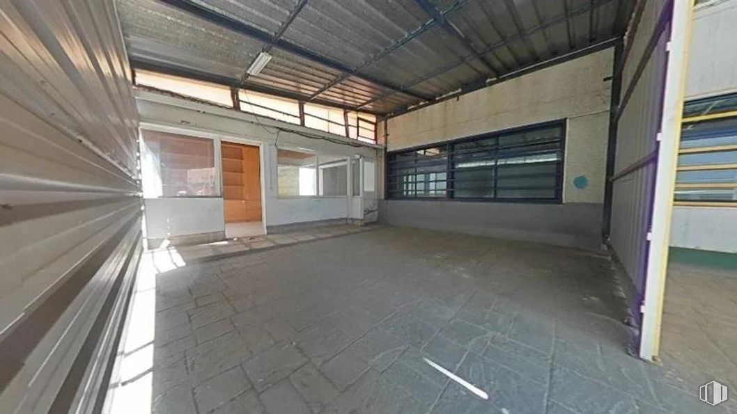 Nave en venta en Calle Cincel, Rivas-Vaciamadrid, Madrid, 28529 con ventana, edificio, madera, hall, interiorismo, suelo, casa, suelos, accesorio y material compuesto alrededor