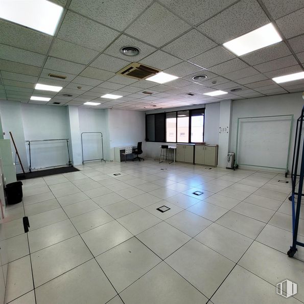 Oficina en venta en Calle Granja, 86, Alcobendas, Madrid, 28108 con lámpara, alumbrado, accesorio, hall, suelo, suelos, vidrio, techo, evento y edificio alrededor