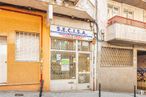 Retail for rent at Zona Quintana, Ciudad Lineal, Madrid, 28027 with window, door, composite material, concrete and sidewalk around